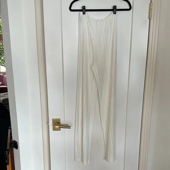 LAVON POINTELLE PANT in Medium *NWT* - Picture 10 of 12